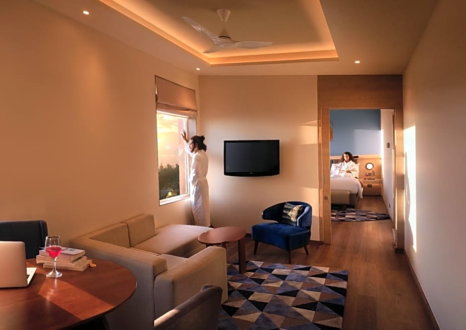 O by Tamara Coimbatore