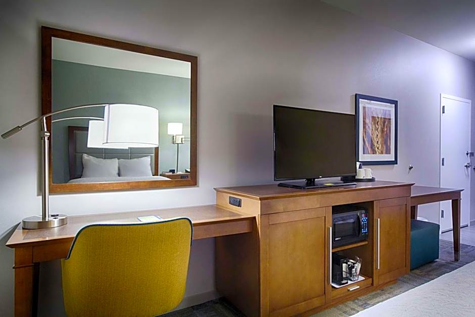 Hampton Inn By Hilton Salina