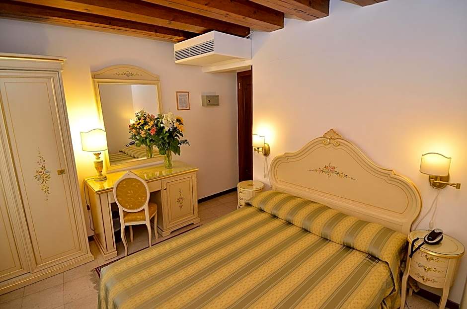 Hotel Orion