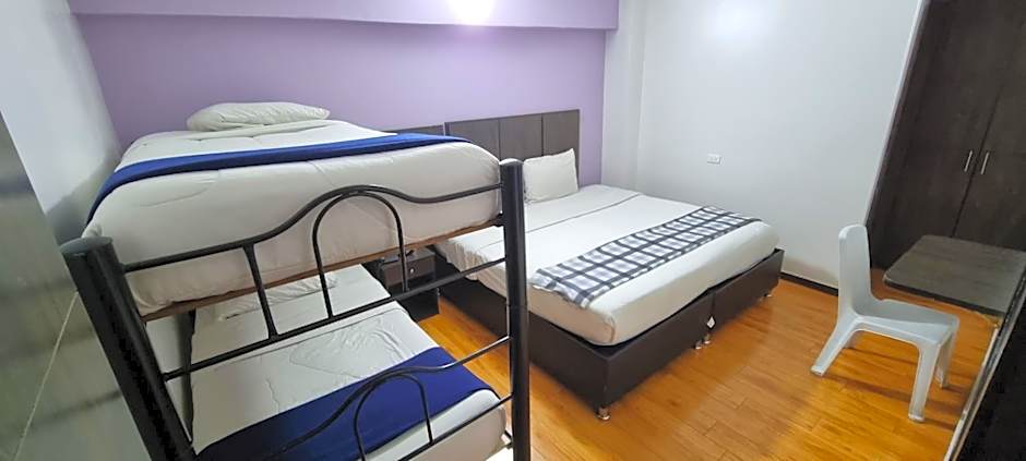 Stay Blue Hotel