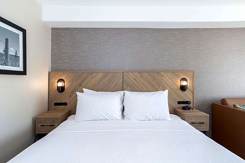 Sandman Hotel & Suites Regina