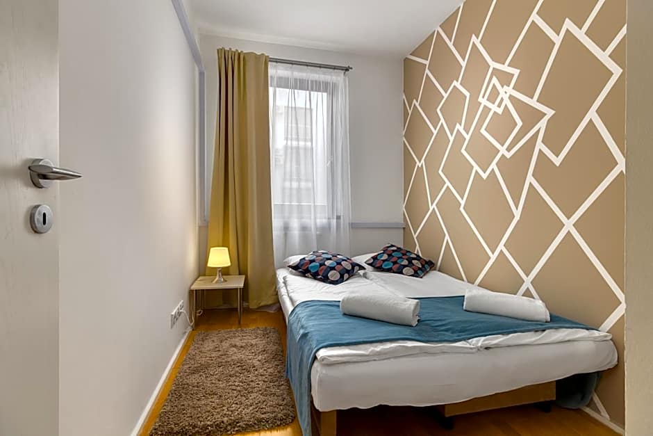 Quality Point Apartments 0-24 reception