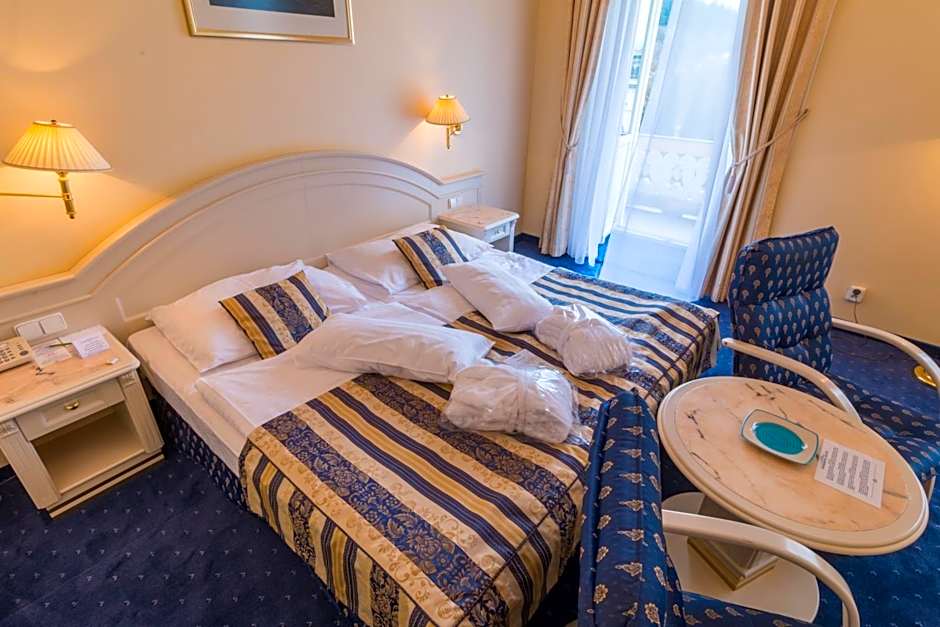 Ensana Hotel Pacifik