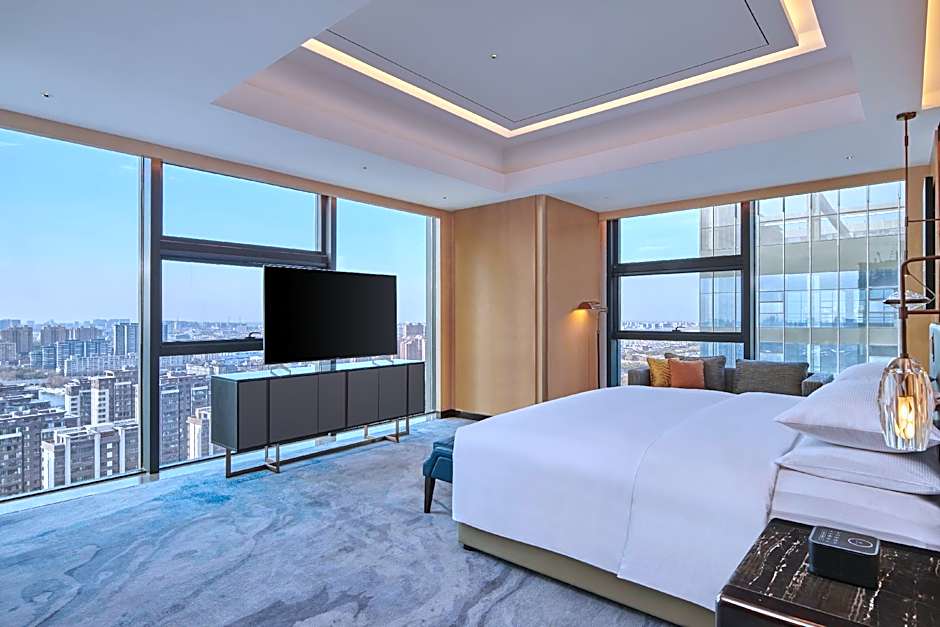 Hilton Yancheng