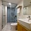 Shin Sei Bashi Hotel