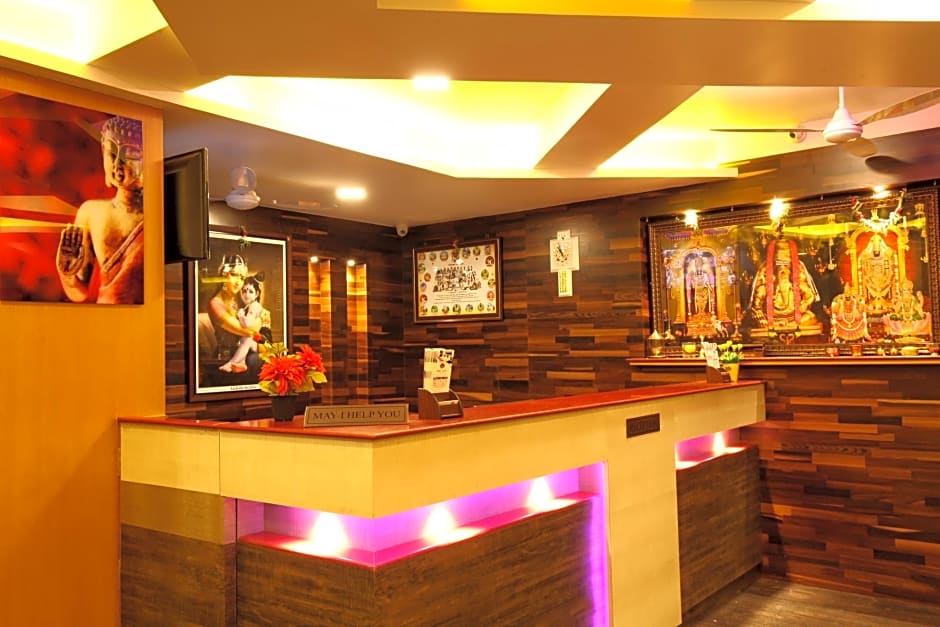 Photo 1 of 50 of Hotel Lotus