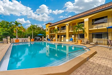 Comfort Inn Sun City Center-Tampa South