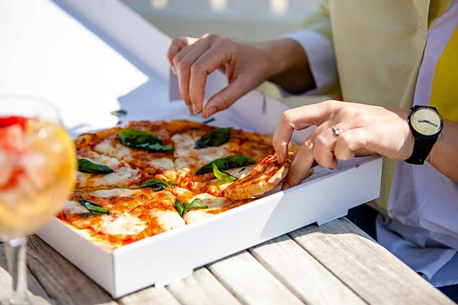 The Beachcroft Hotel, BW Signature Collection