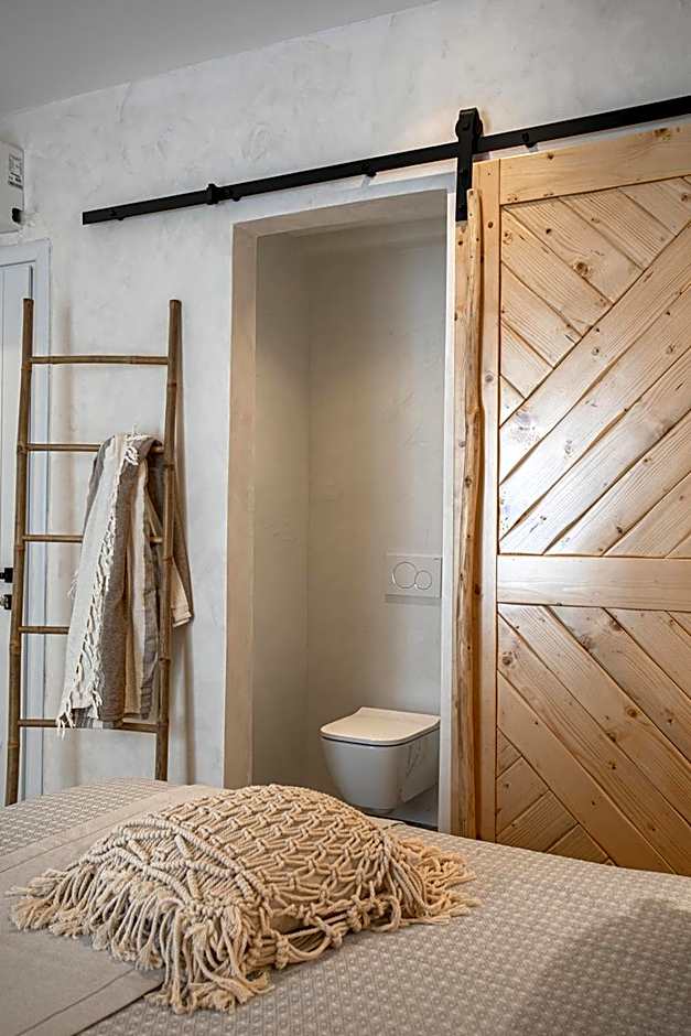 TERRA FOS NAXOS STUDIOS