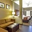 Comfort Suites Batesville