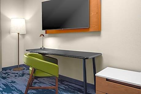 Suite, 2 Queen, Sofa bed