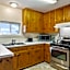 Bayview Pines Country Inn B&B