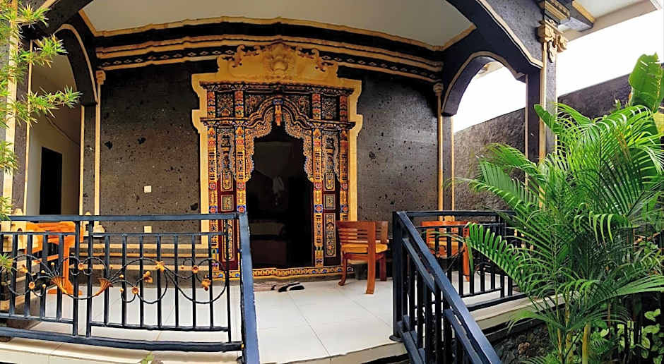 Amed Romance House