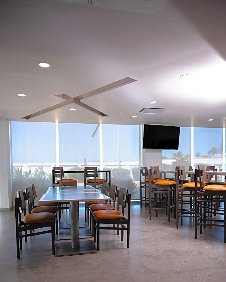 Comfort Inn & Suites Los Cabos