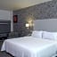 Holiday Inn Express & Suites Queretaro By IHG