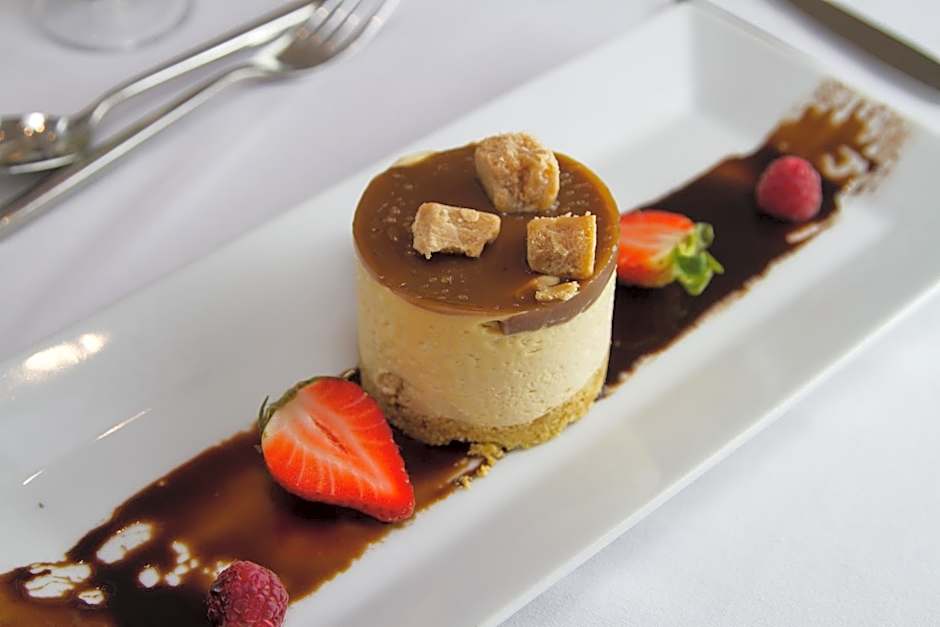 Dalmeny Resort Hotel