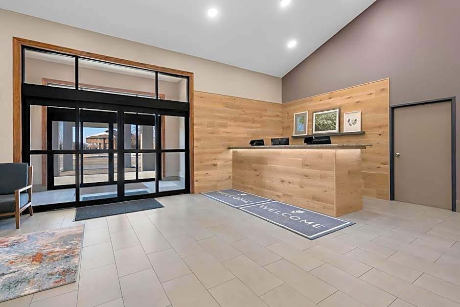 Country Inn & Suites by Radisson, Coon Rapids, MN
