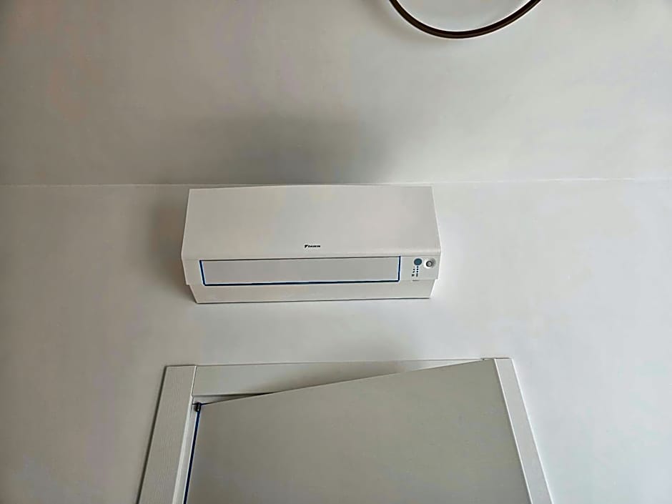 Maria's Home by MONHOLIDAY