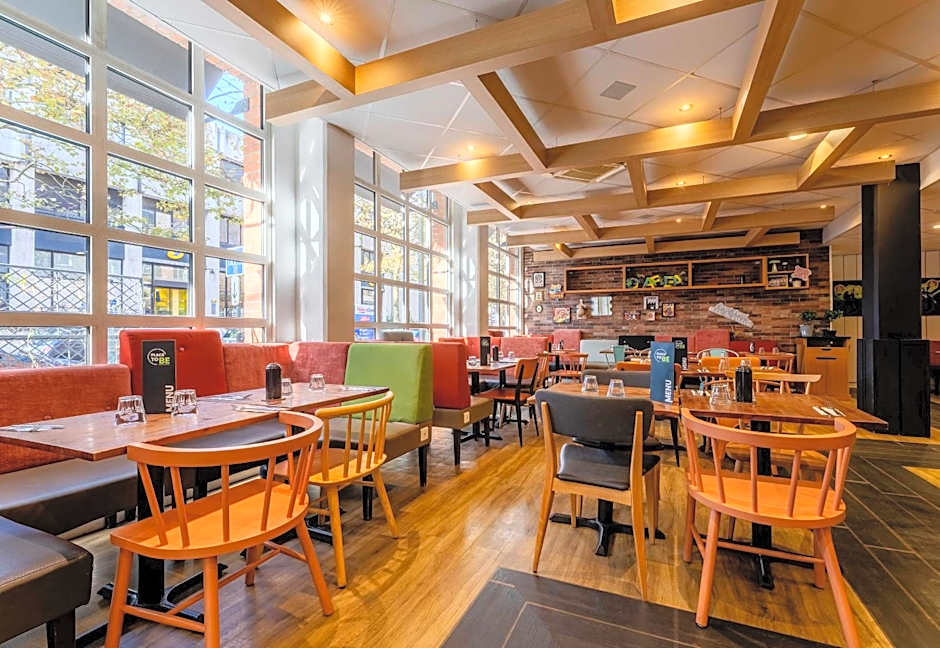 B&B HOTEL Lille Roubaix Centre Grand-Place