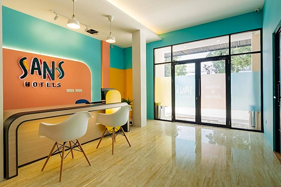 Sans Hotel Bubulak Bogor – Bogor, ID