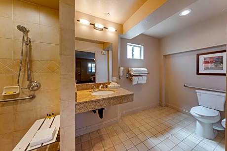 Queen Room with Two Queen Beds and Walk-In Shower - Disability Access/Non-Smoking