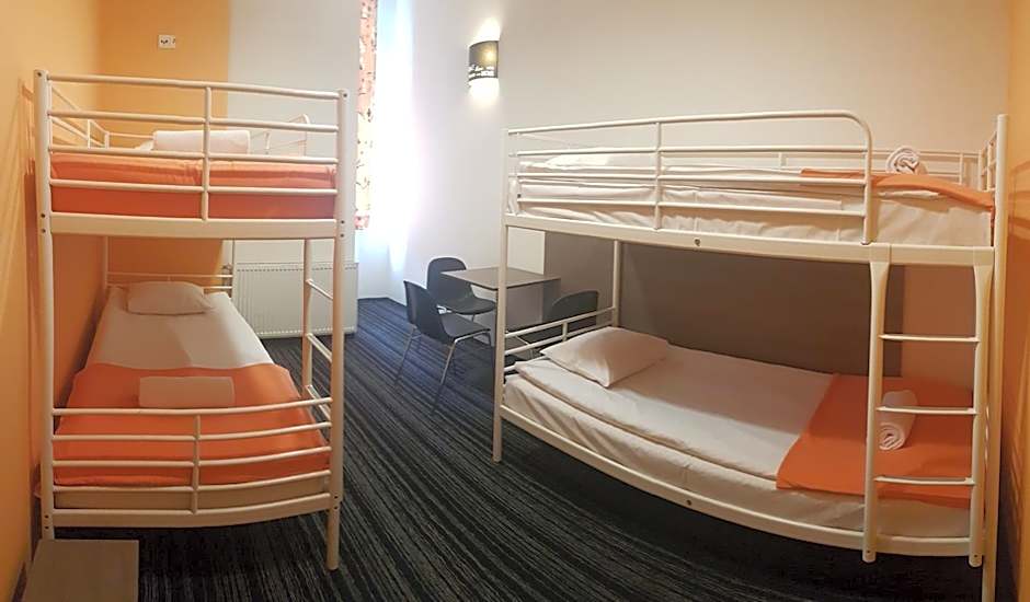 Planet Hostel