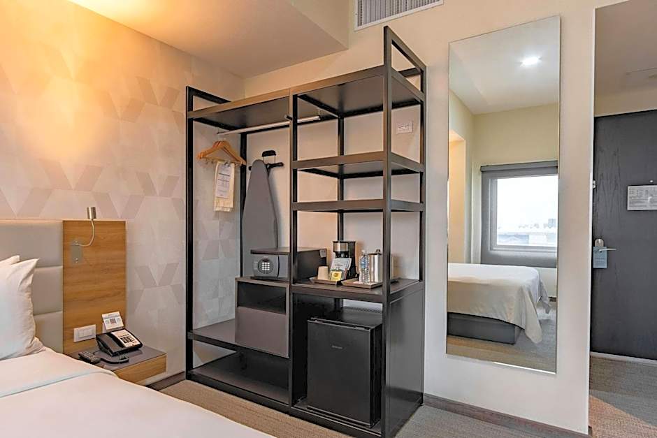 SJ Grand Hotel Monterrey