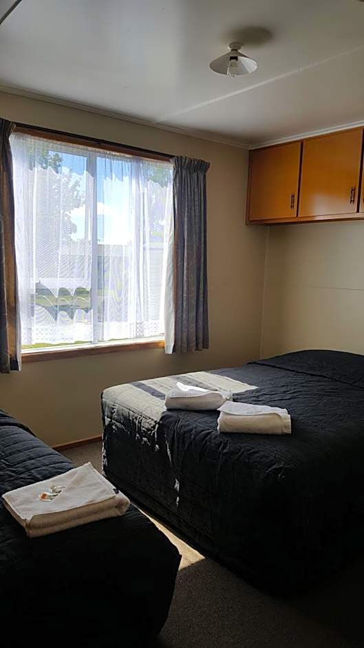 High Country Lodge, Motels & Backpackers