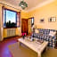 Castello di Cafaggio Suites