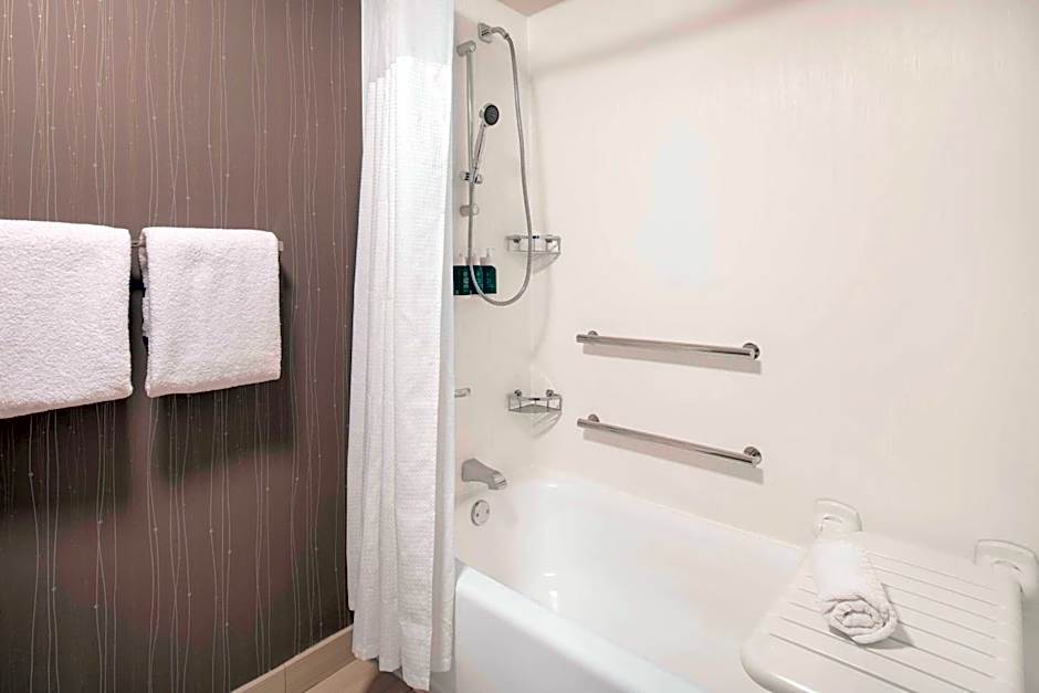 Courtyard by Marriott Denver Airport