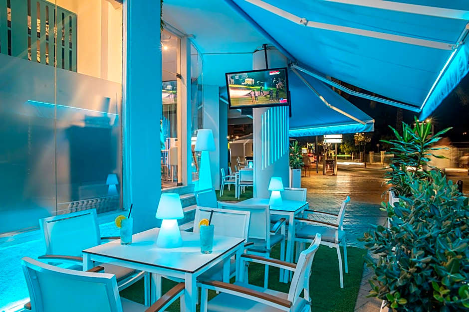 Hotel El Puerto by Pierre Vacances