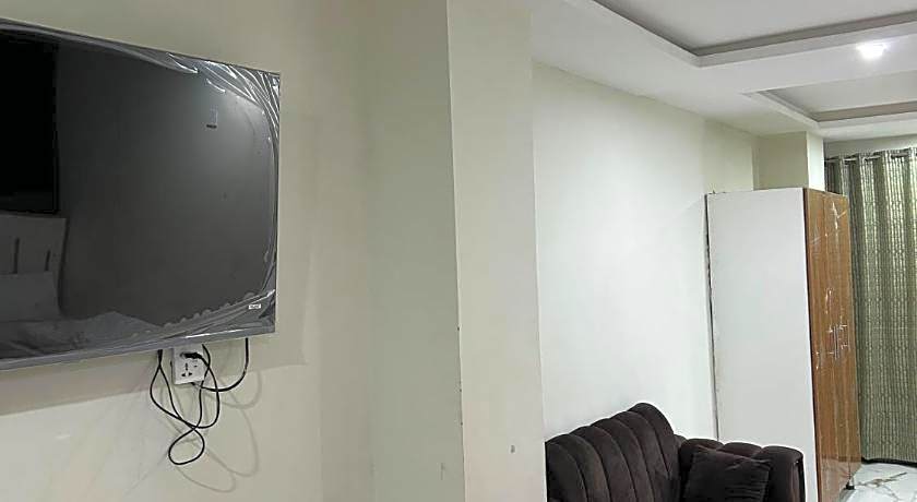 Hotel Blue Rock – Murree, IN