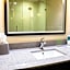 Holiday Inn Express & Suites Havelock Northwest New Bern By IHG
