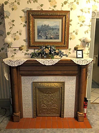 Queen Room with Spa Bath