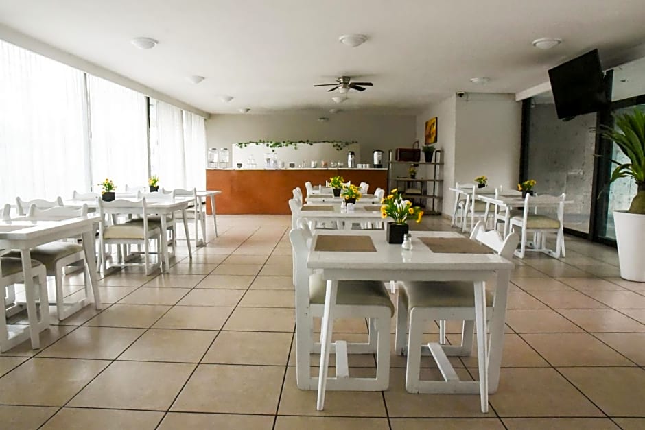 Hotel Expo Plaza Business and Family Guadalajara