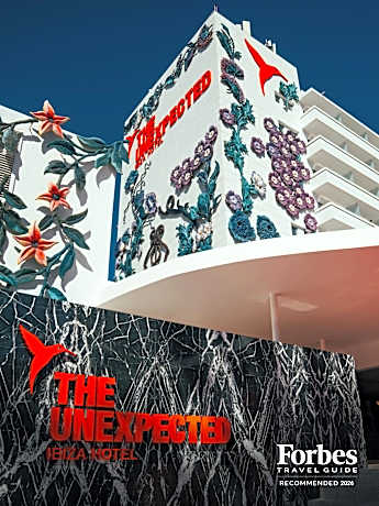 The Unexpected Ibiza Hotel - Ushuaïa Club entrance included
