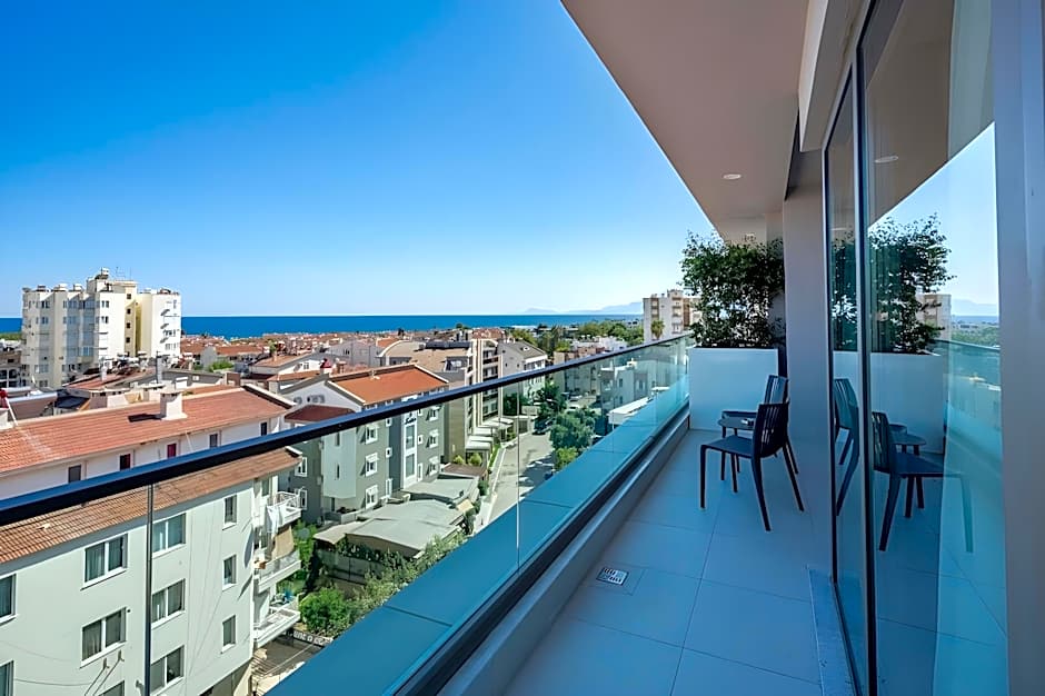 AWEN HOTEL LARA