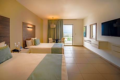 Junior Suite with Mountain View