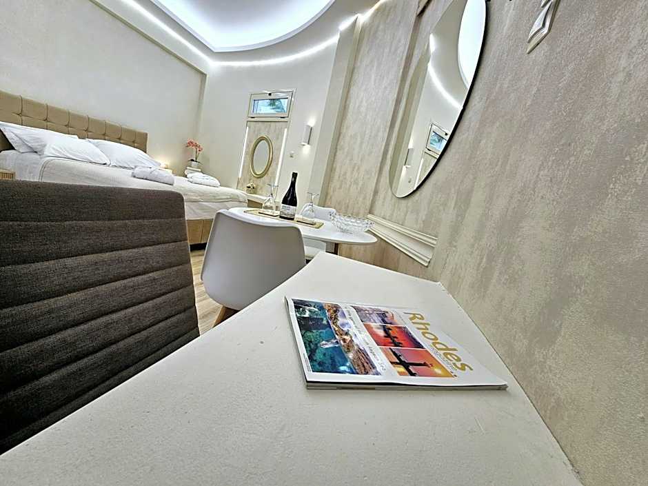 Golden City Center Suites