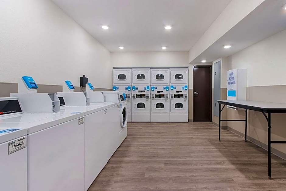 WoodSpring Suites Tamarac
