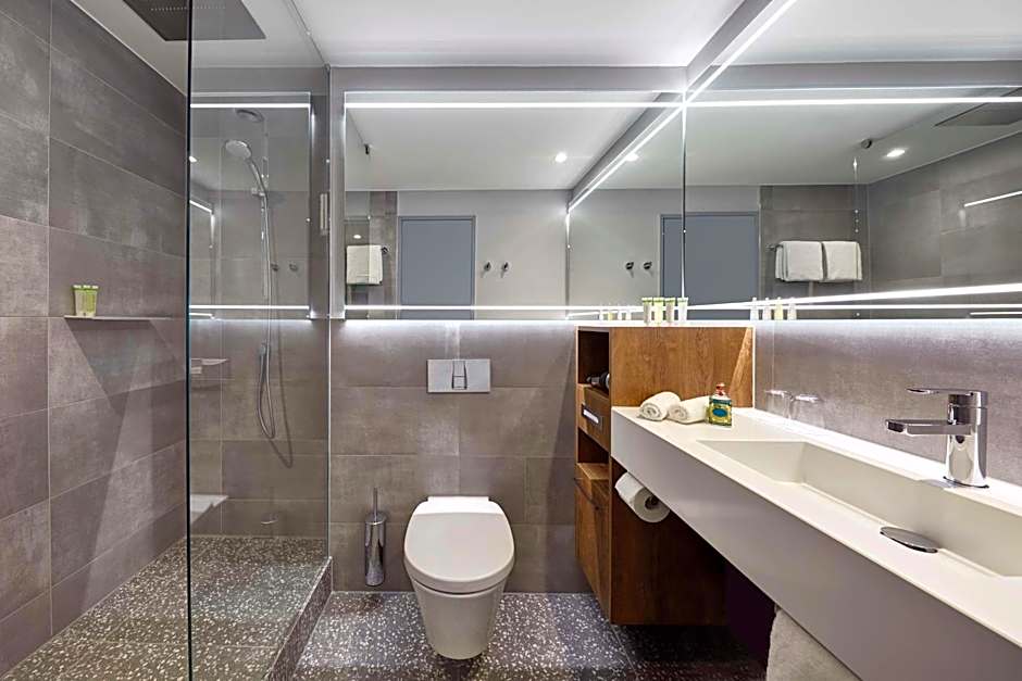 Lindner Hotel Cologne City Plaza, part of JdV by Hyatt