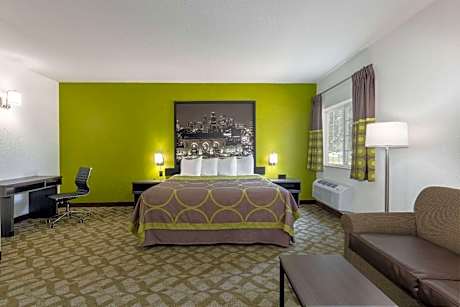1 King Bed, Mobility Accessible Room, Non-Smoking Room