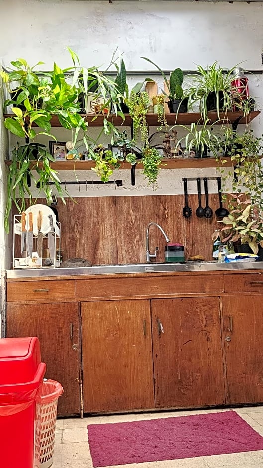 SEMERU HOSTEL MALANG