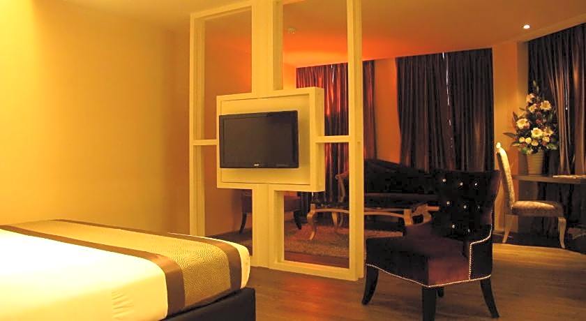 Hotel Austin Paradise