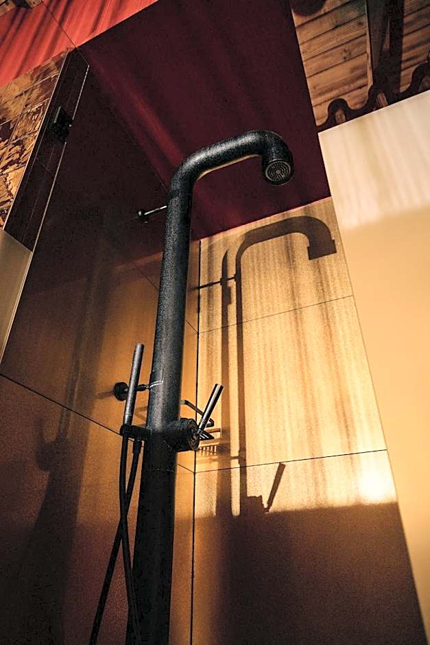 Cousins Boutique Hotel