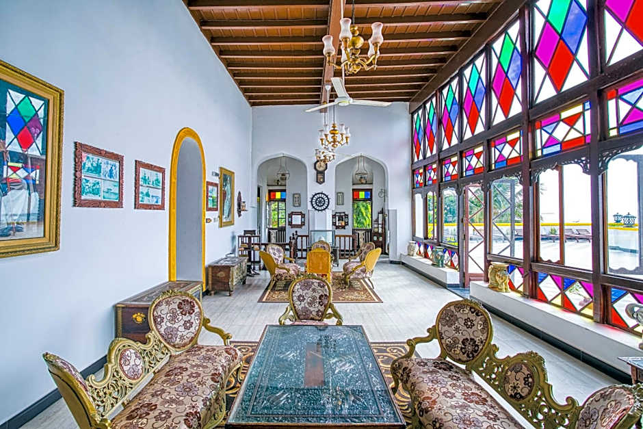 Tembo House Hotel