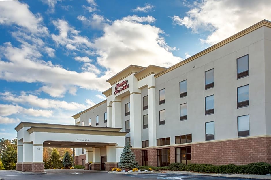 Hampton Inn & Suites Albany-Airport