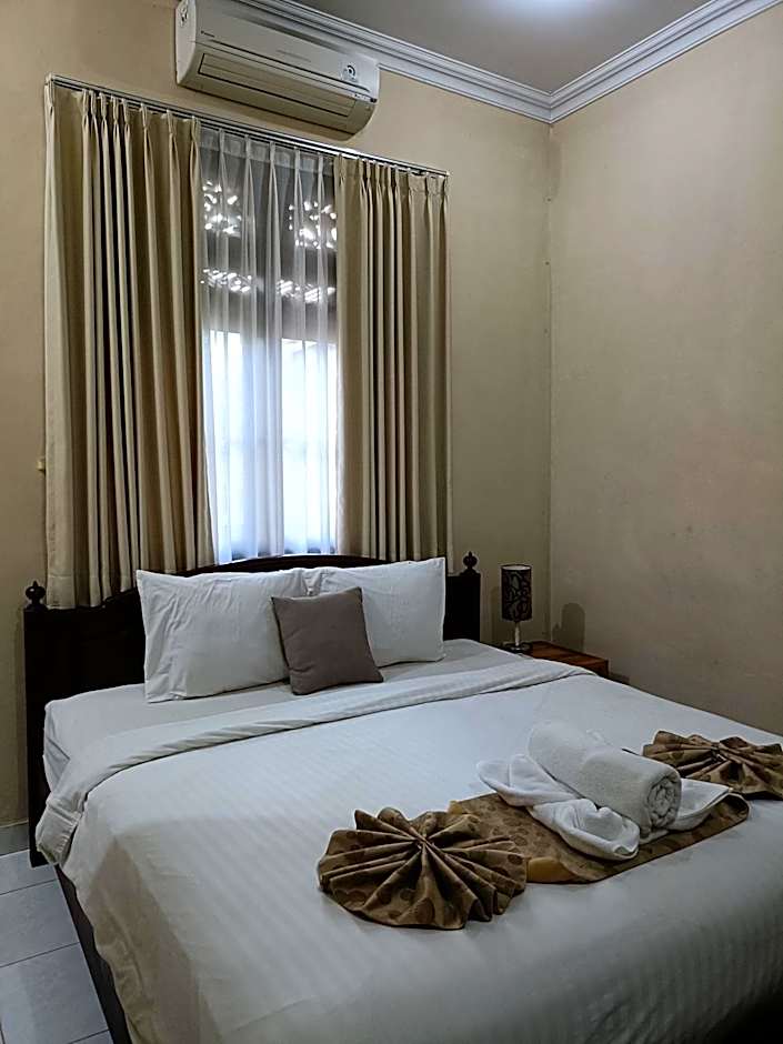 Ngetis Home Stay