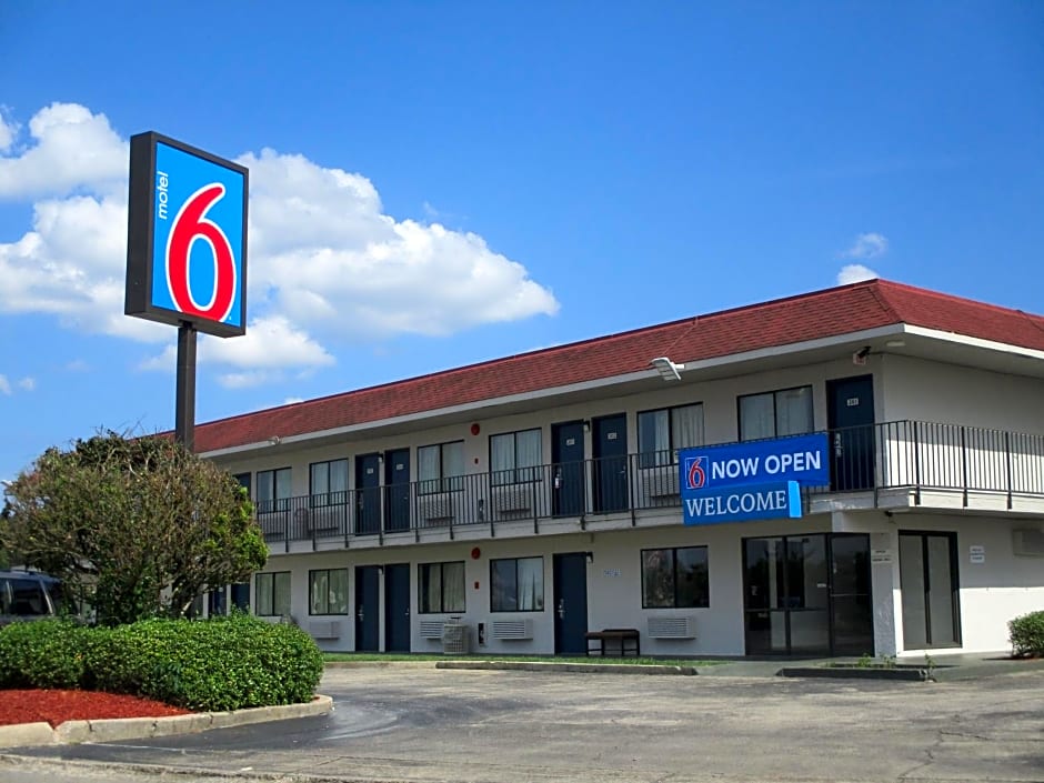 Motel 6-Meridian, MS