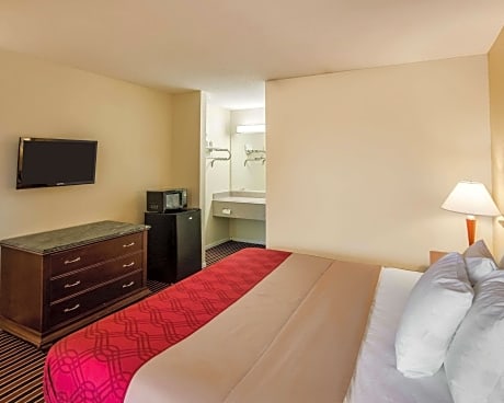 King Room - Accessible/Non-Smoking